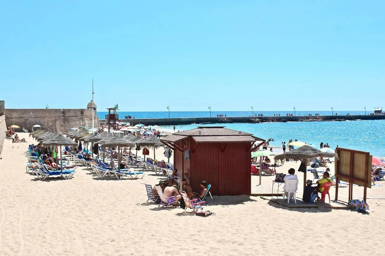 Apartamento Patio Junto A La Playa كاديز 0*,  إسبانيا