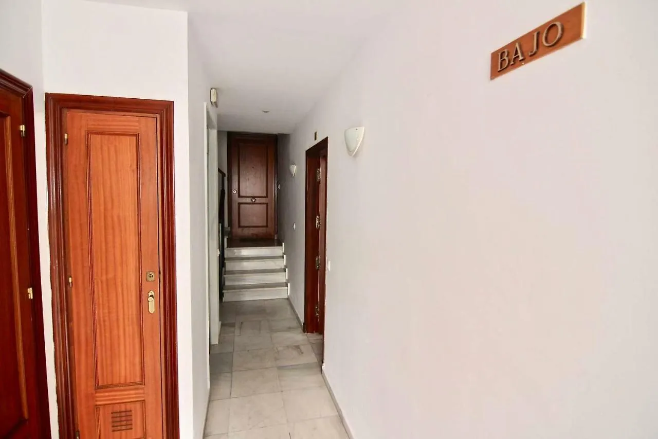 Apartamento Patio Junto A La Playa كاديز